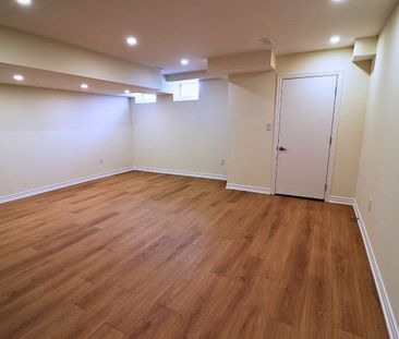 For Lease - 30 Hammersmith Lane, Markham, Ontario - Photo 3