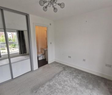 3 bedroom terraced house to rent - Photo 5