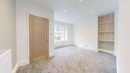 Alma Street, Bleanau Gwent, Abertillery, NP13 - Photo 2