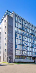 STUDIO APARTMENT LOCATED ACROSS ROSEHILL RACECOURSE - Photo 4