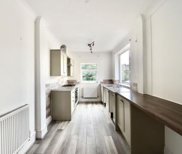 3 bedroom terraced house to rent - Photo 2