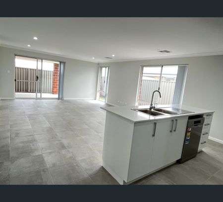 20 Yeeda Way, South Yunderup, WA 6208 - Photo 5