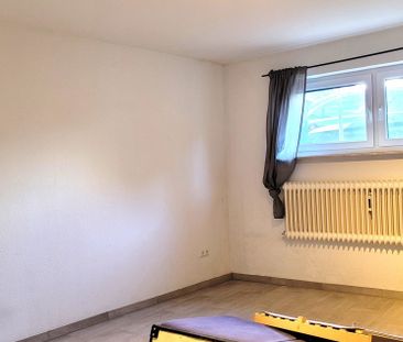 Vier Zimmer Souterrain-Wohnung mit EBK als Stundenten WG in Gießen - Photo 4