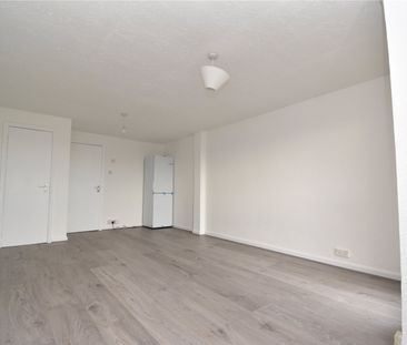 Mildmay Court, Mildmay Road, Chelmsford, Essex, CM2 0DY - Photo 5