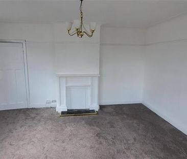 3 Bed Maisonette, Ashurst Drive, IG6 - Photo 1