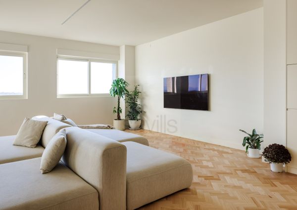 T3 totalmente remodelado na Rua Gonçalo Cristóvão - Porto