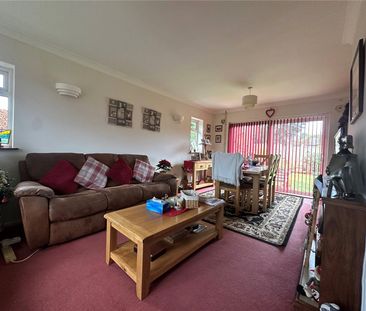 2 bedroom bungalow to rent - Photo 1