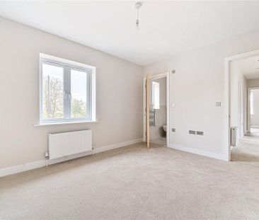 3 bedroom detached house to rent - Photo 5