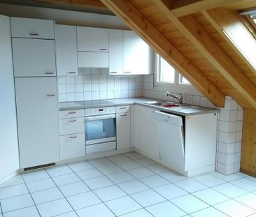 Helle Dachwohnung inkl. Bastelraum und Kellerabteil - Photo 4