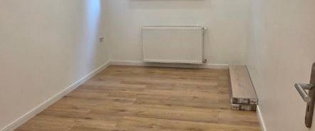 Untergeschosswohnung mit Balkon in Kelkheim (Taunus) - Photo 1