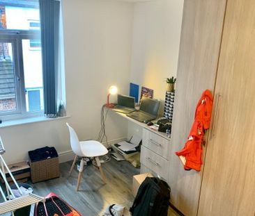 4 bedroom townhouse to rent - Photo 6