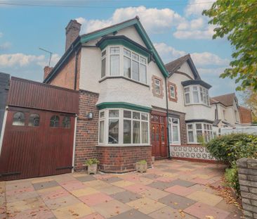 3 bedroom semi-detached house to rent - Photo 4