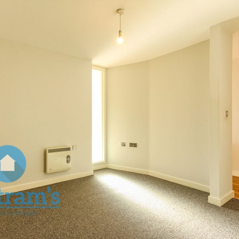 1 bed Apartment for Rent - Photo 1