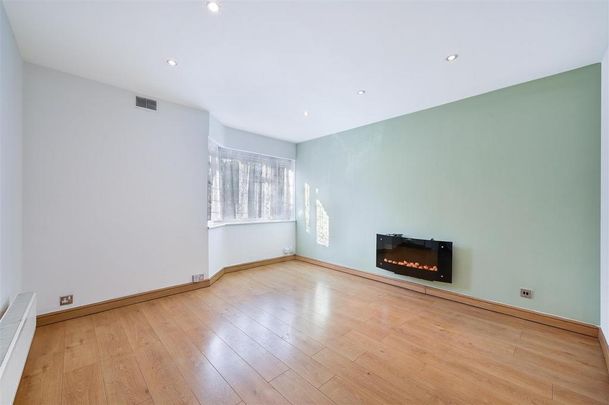 4 bedroom house to rent - Photo 1