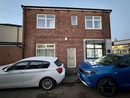 2 bedroom end of terrace house to rent - Photo 3