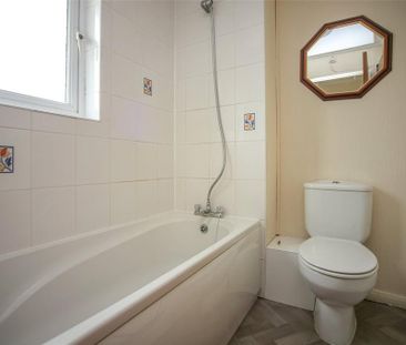 Studio to rent - Photo 6