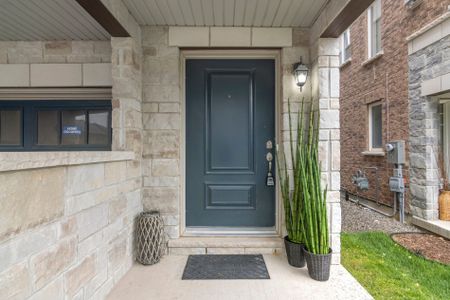 For Lease - 3946 Tufgar Crescent, Burlington, Ontario - Photo 3