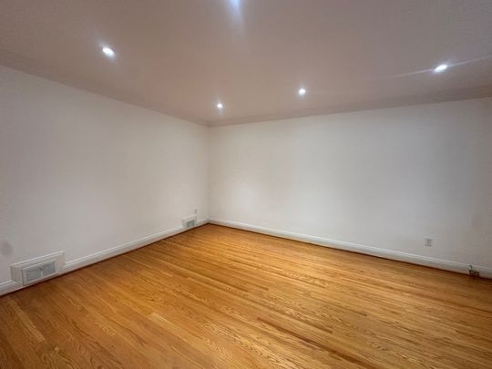 For Lease - 207 Church Street, Toronto, Ontario - Photo 1