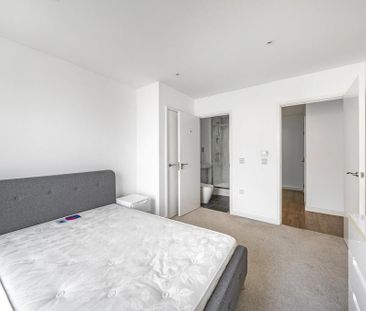 2 bedroom apartment to rent - Photo 6