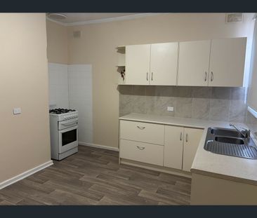 17 Barry Street, Port Pirie, SA 5540 - Photo 4