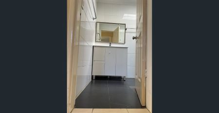 3 bedrooms house in Busby - Photo 3