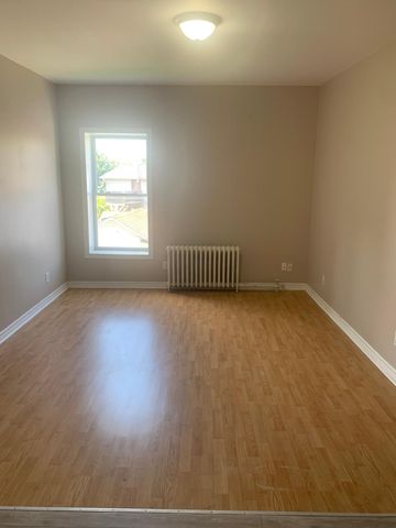 For Lease - 730 Simcoe Street Unit# 5, Oshawa, Ontario - Photo 2