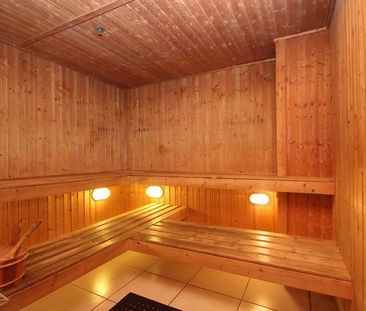 SUNNY FURNISHED - PRIVATE STUDIO - Photo 2