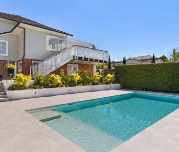 Refined Family Living on Prestigious Victoria Avenue - Photo 1