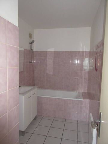 Location appartement t3 65 m² à Le Monastère (12000) - Photo 4