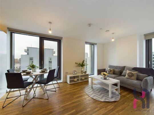 2 bedroom flat to rent - Photo 1