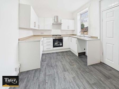 Camden Road, Blackpool, FY3 - Photo 4