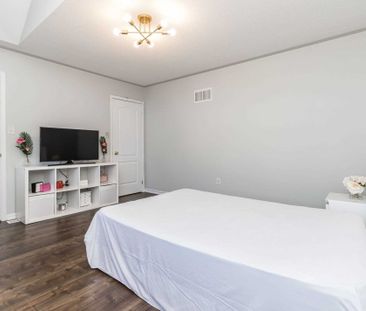 For Lease - 10 Bloom Drive, Brampton, Ontario - Photo 2