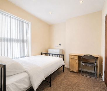 5 bedroom house to rent - Photo 1