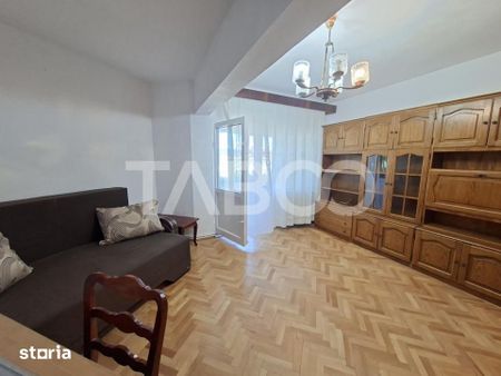 Apartament de inchiriat 2 camere zona Strand etaj 3 bucatarie separata - Photo 5