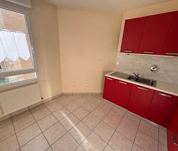 Location Appartement 5 pièces 106m² - Photo 6