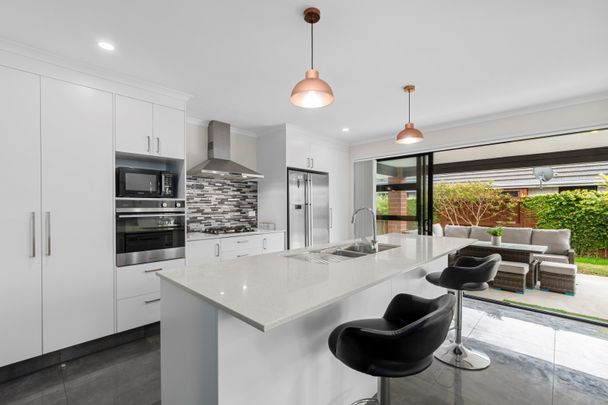 Fantasctic Farrier - Papamoa - Photo 1