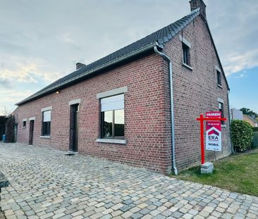 Gerenoveerde woning met 2 slpks en tuin in Herk-de-Stad - Photo 2