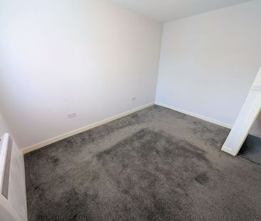 Alexandra Road Stirchley, Birmingham - Photo 4