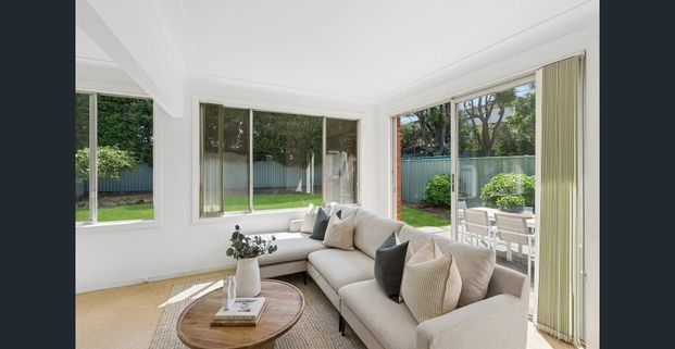 Spacious home in quiet cul-de-sac - Photo 1