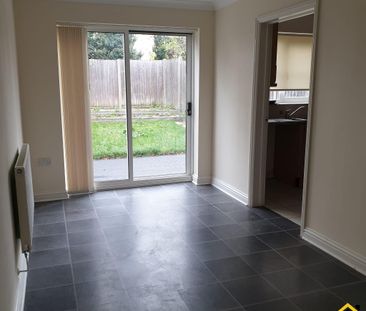 4 bed Town House in Kingfisher way, Mildenhall , Bury St. Edmunds, ... - Photo 1