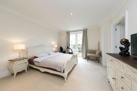 5 bedroom house in Twickenham - Photo 2