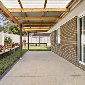 4 Bedroom Home - Photo 2