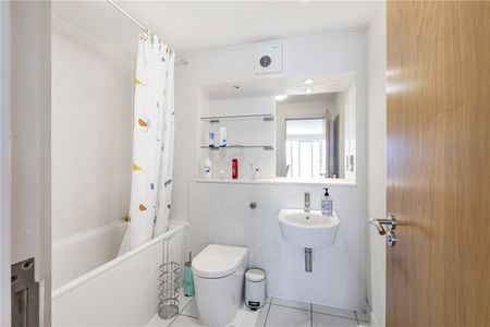 Long Lane, London, SE1 4PD - Photo 2