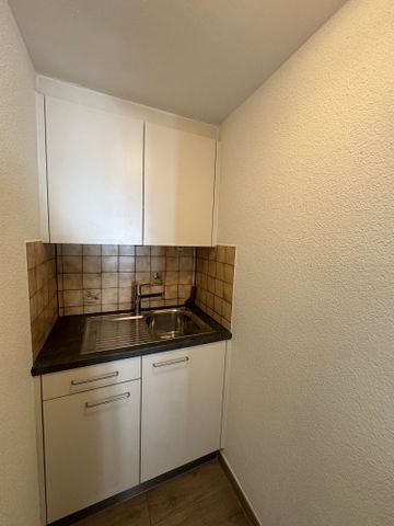 1.5 Zimmer, 1. Stock - Photo 4