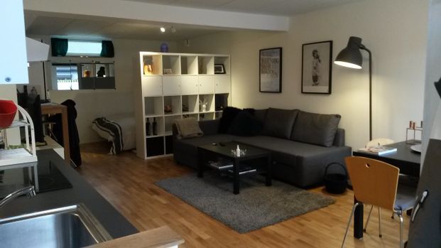 Höglindavägen, Spånga - Foto 1