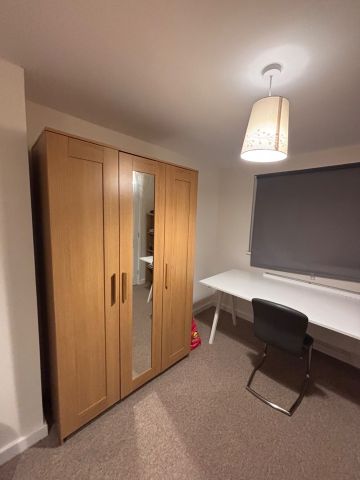 Room in a Shared House, Dryleaze Road, BS16 - Photo 4