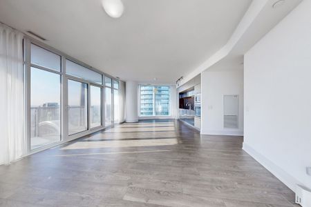 For Lease - 10 York Street Unit# 5510, Toronto, Ontario - Photo 4