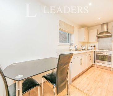 apartment to rent De Grey Road, Colchester, CO4 - Photo 3