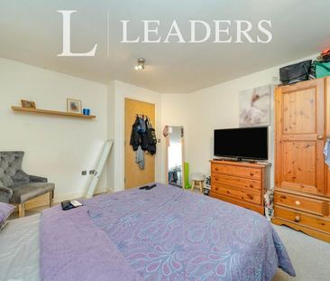 1 bedroom apartment to rent Winchester House, The Square, Seller St... - Photo 4