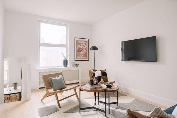 Warwick Road, Earls Court, London, SW5 - Photo 1